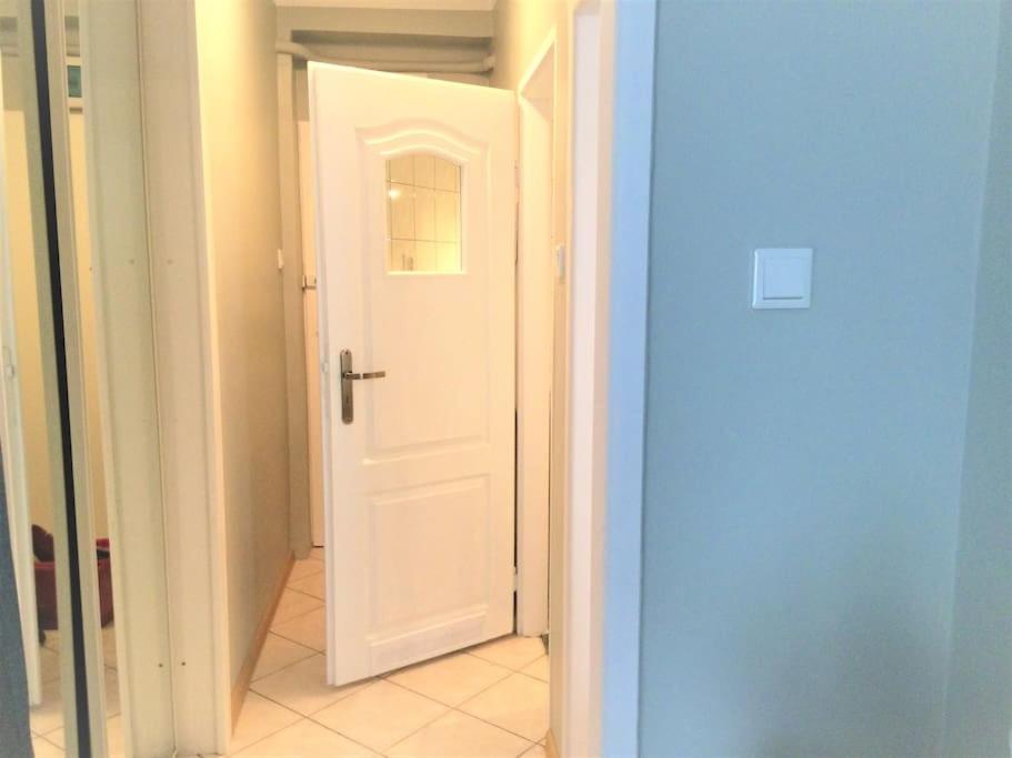 57 Lobzowska Bright Apartment คราคูฟ ภายนอก รูปภาพ
