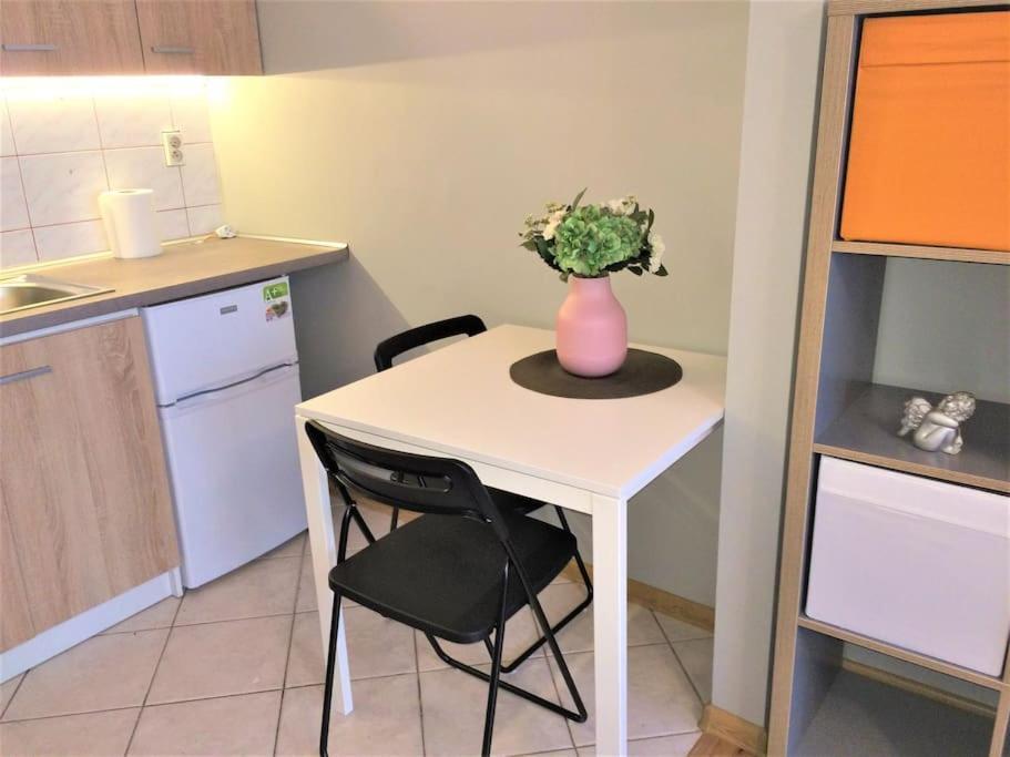 57 Lobzowska Bright Apartment คราคูฟ ภายนอก รูปภาพ